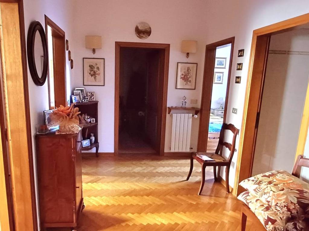 appartamento in vendita a Firenze in zona Le Cure