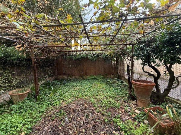 appartamento in vendita a Firenze in zona Bellosguardo