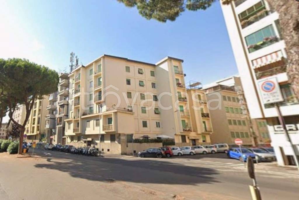 appartamento in vendita a Firenze in zona Coverciano