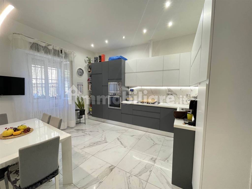 appartamento in vendita a Firenze in zona Careggi