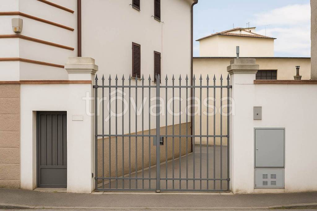 locale di sgombero in vendita a Firenze in zona Statuto