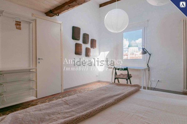 appartamento in vendita a Firenze in zona Centro Santa Croce