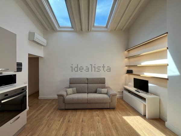 appartamento in vendita a Firenze in zona Centro Santa Maria Novella