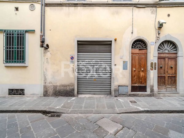 locale di sgombero in vendita a Firenze in zona Centro Duomo