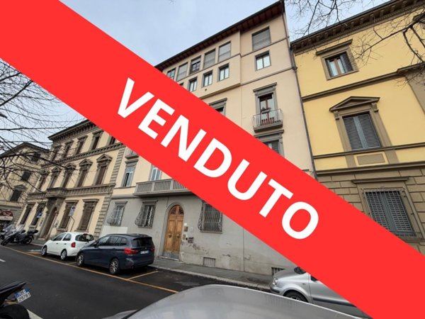 appartamento in vendita a Firenze in zona Statuto