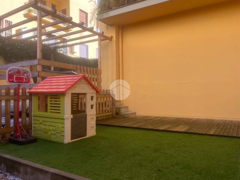 appartamento in vendita a Firenze in zona Campo di Marte