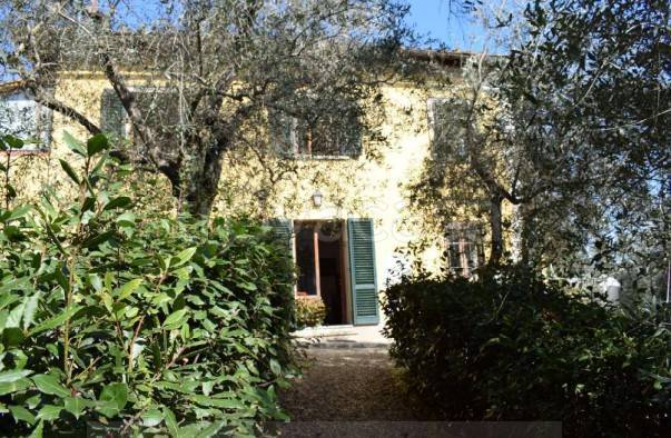 casa indipendente in vendita a Firenze in zona Porta Romana