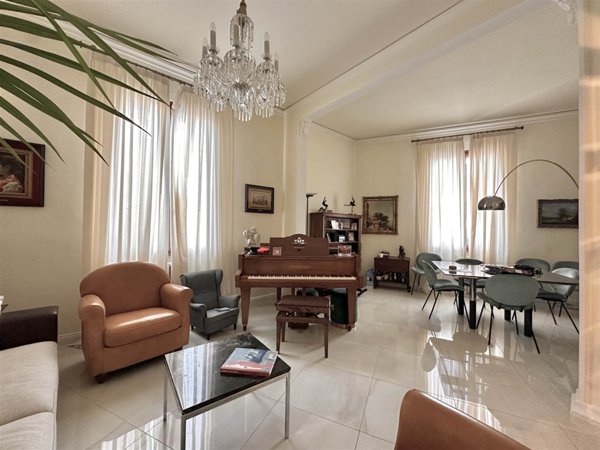 casa indipendente in vendita a Firenze in zona Le Cure