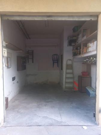 negozio in vendita a Firenze in zona Isolotto