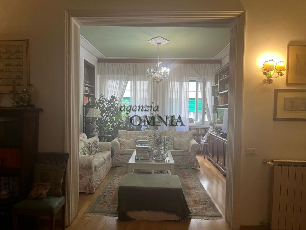 appartamento in vendita a Firenze in zona Campo di Marte