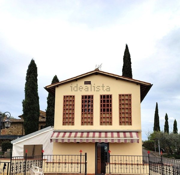 quadrivano in vendita a Firenze in zona Galluzzo