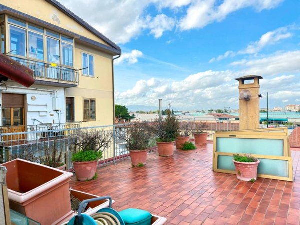 appartamento in vendita a Firenze in zona Peretola