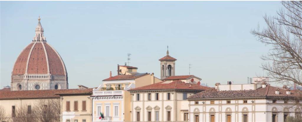 negozio in vendita a Firenze in zona Centro Santa Croce