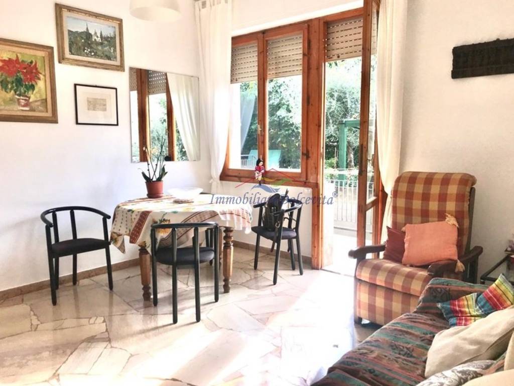 appartamento in vendita a Firenze in zona Campo di Marte