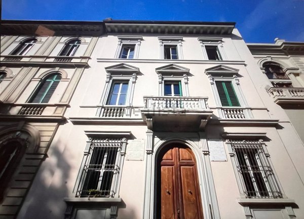 appartamento in vendita a Firenze in zona Centro Santa Croce