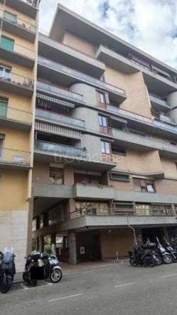 appartamento in vendita a Firenze in zona Campo di Marte