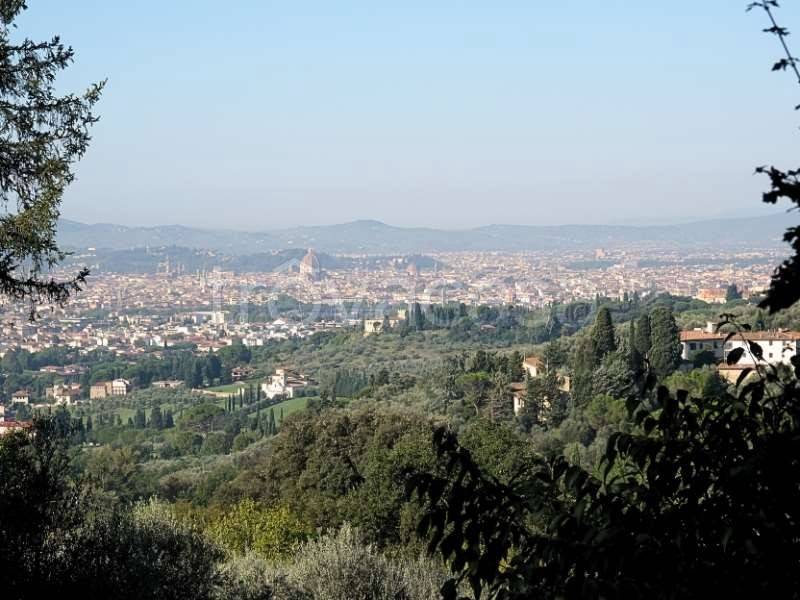 appartamento in vendita a Firenze in zona Settignano