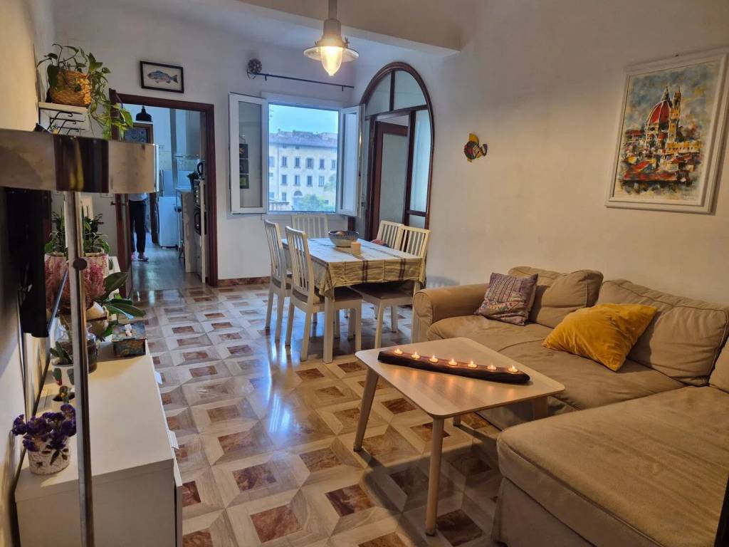 appartamento in vendita a Firenze in zona Centro Santa Maria Novella