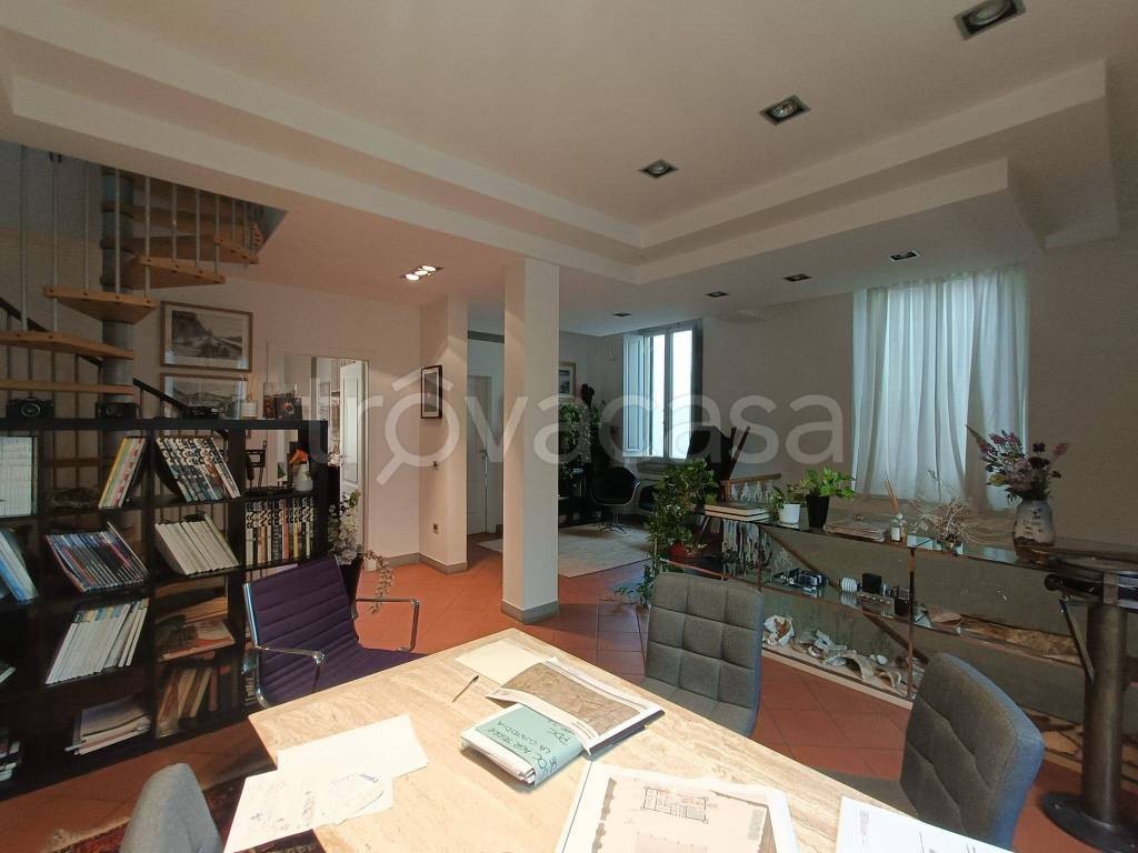 casa indipendente in vendita a Firenze in zona Galluzzo