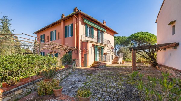casa indipendente in vendita a Firenze in zona Galluzzo