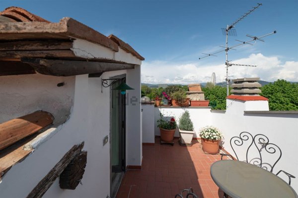 appartamento in vendita a Firenze in zona Pignone