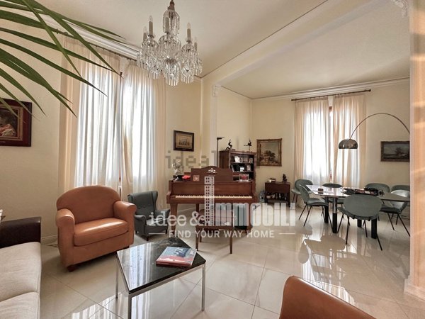 casa indipendente in vendita a Firenze