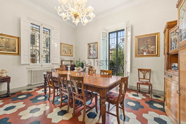 casa indipendente in vendita a Firenze in zona Statuto