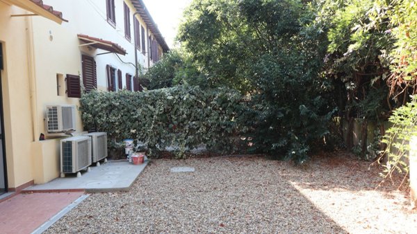 appartamento in vendita a Firenze in zona Statuto