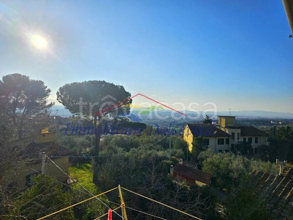 appartamento in vendita a Firenze in zona Settignano