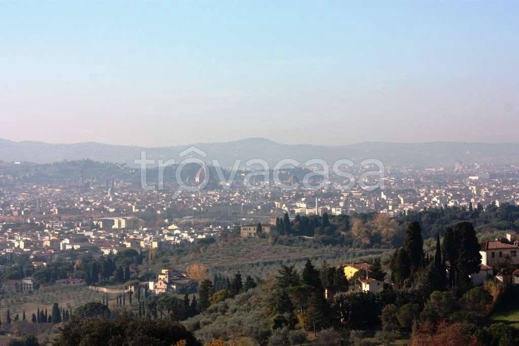 appartamento in vendita a Firenze in zona Settignano