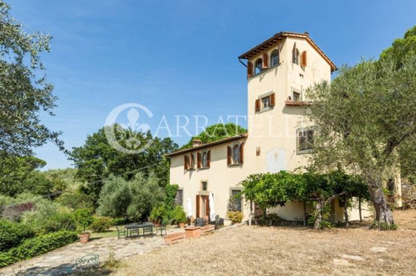 casa indipendente in vendita a Firenze in zona Settignano