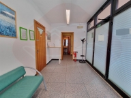 ufficio in vendita a Firenze in zona Isolotto