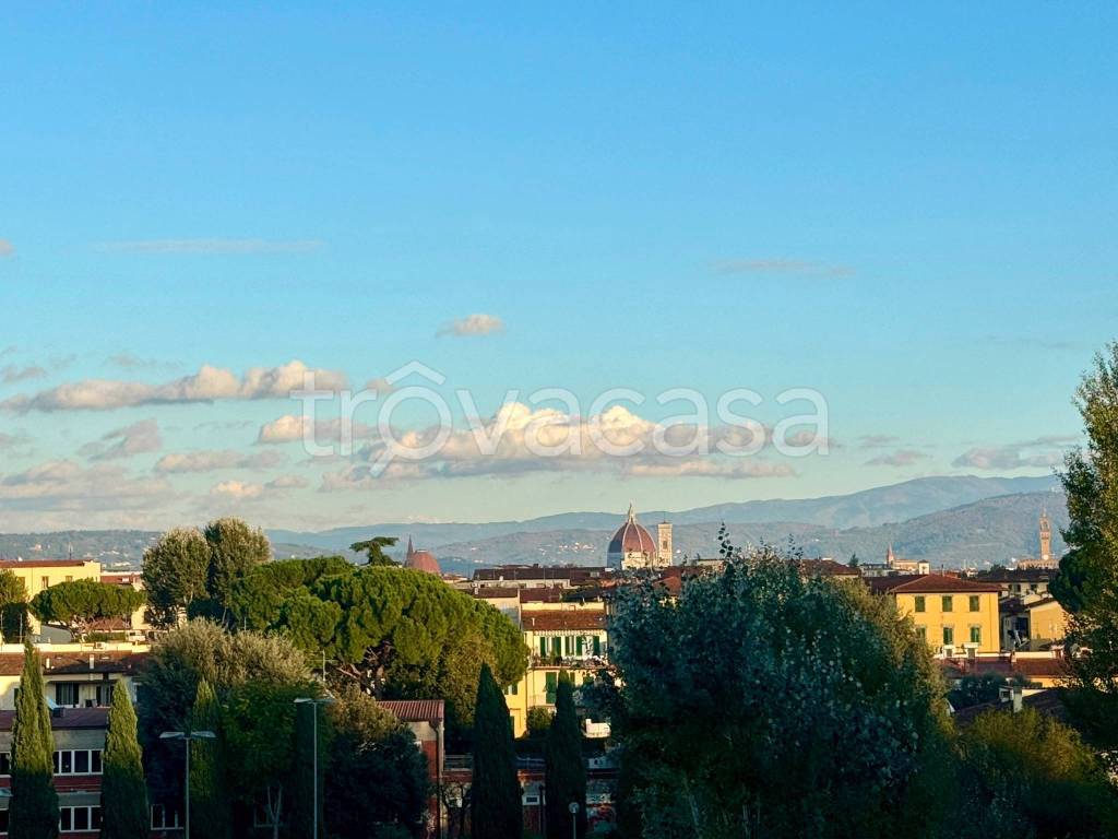 appartamento in vendita a Firenze in zona Isolotto