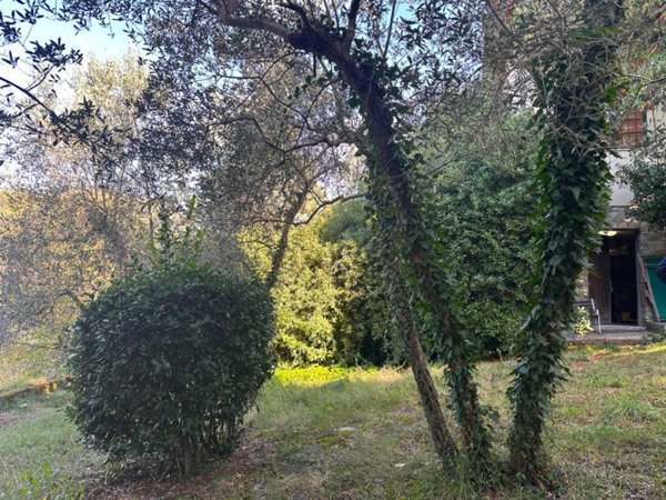 appartamento in vendita a Firenze in zona Settignano