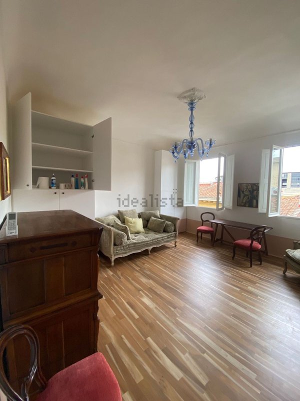 appartamento in vendita a Firenze in zona Centro Santa Maria Novella