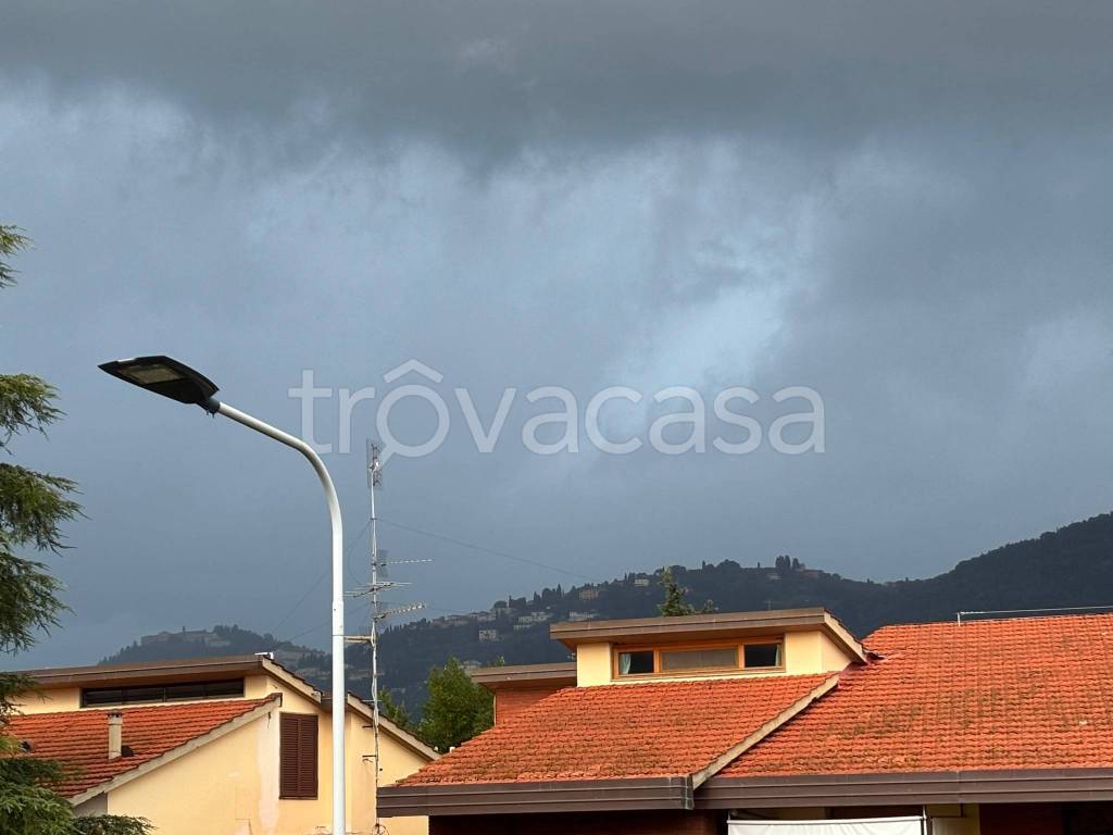 appartamento in vendita a Firenze in zona Coverciano