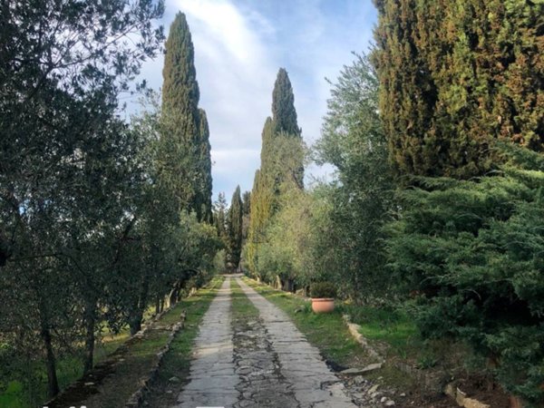 casa indipendente in vendita a Firenze in zona Settignano