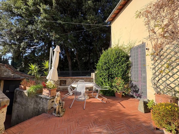 casa indipendente in vendita a Firenze in zona Le Cure