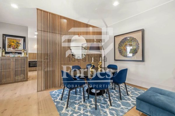 appartamento in vendita a Firenze in zona Centro Santa Maria Novella