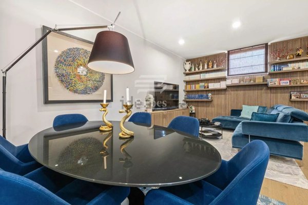 appartamento in vendita a Firenze in zona Centro Santa Maria Novella