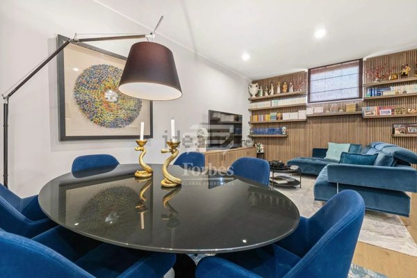 appartamento in vendita a Firenze in zona Centro Santa Maria Novella