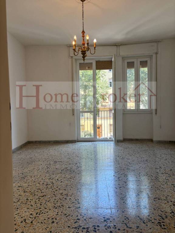 appartamento in vendita a Firenze in zona Campo di Marte