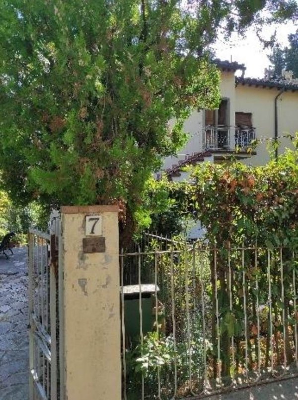 appartamento in vendita a Firenze in zona Galluzzo