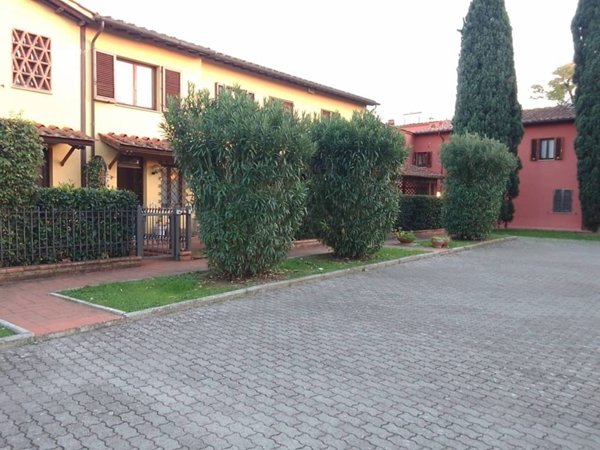 casa indipendente in vendita a Firenze in zona Coverciano