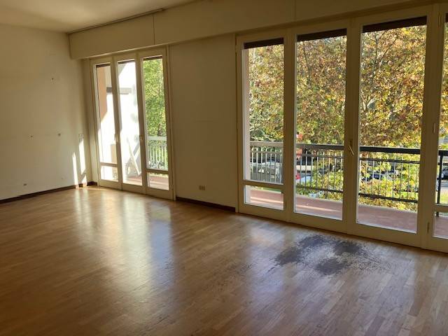 appartamento in vendita a Firenze in zona Campo di Marte