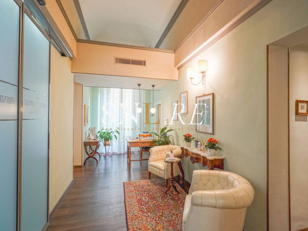 intera palazzina in vendita a Firenze