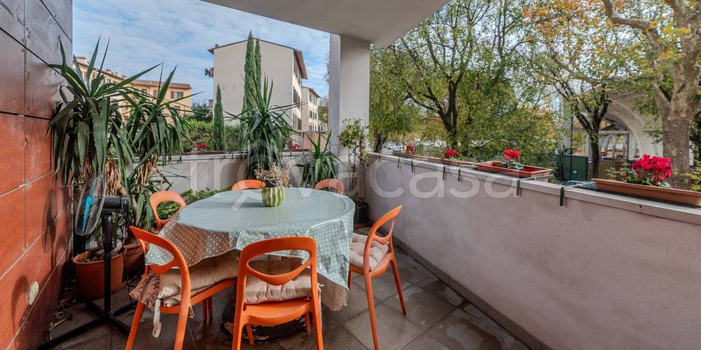 appartamento in vendita a Firenze in zona Campo di Marte