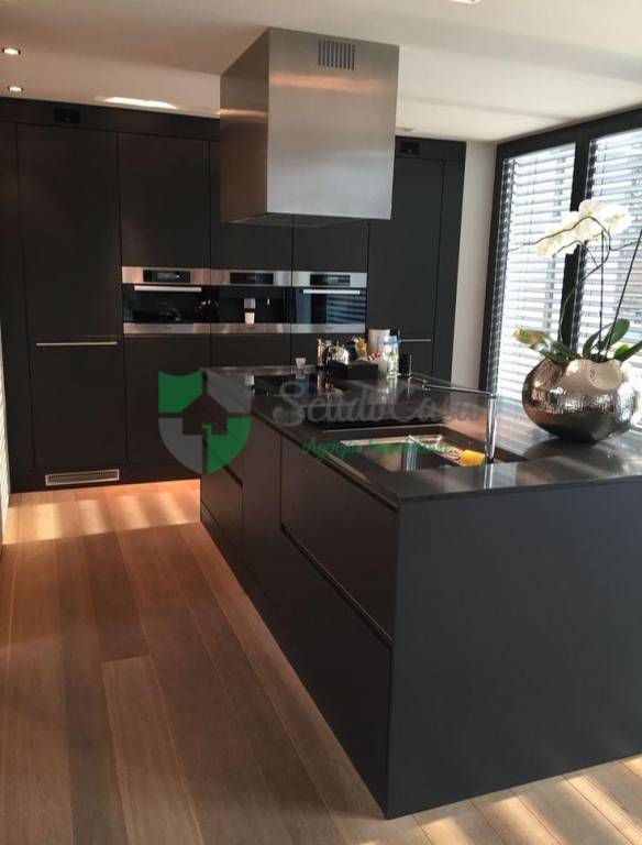 appartamento in vendita a Firenze in zona Campo di Marte