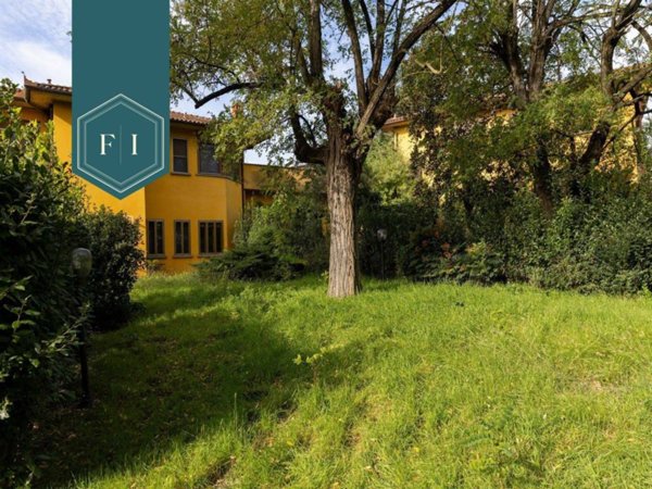 appartamento in vendita a Firenze in zona Settignano