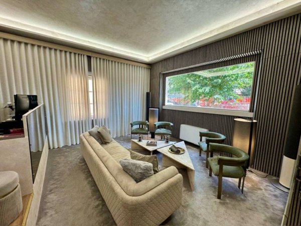 intera palazzina in vendita a Firenze